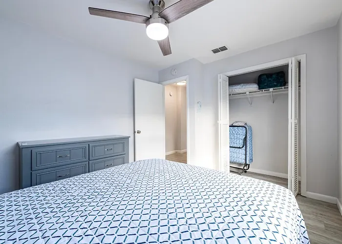 2bd 2ba Sandy E 3mins To Beachpool! *