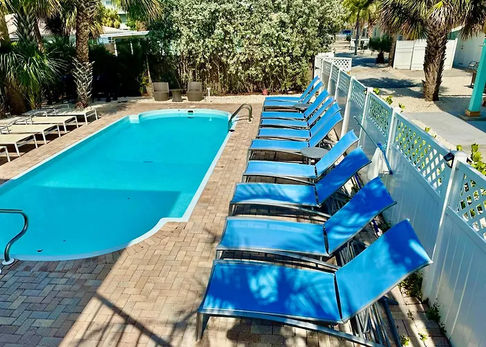 Apartment 2bd 2ba Sandy E 3mins To Beachpool!